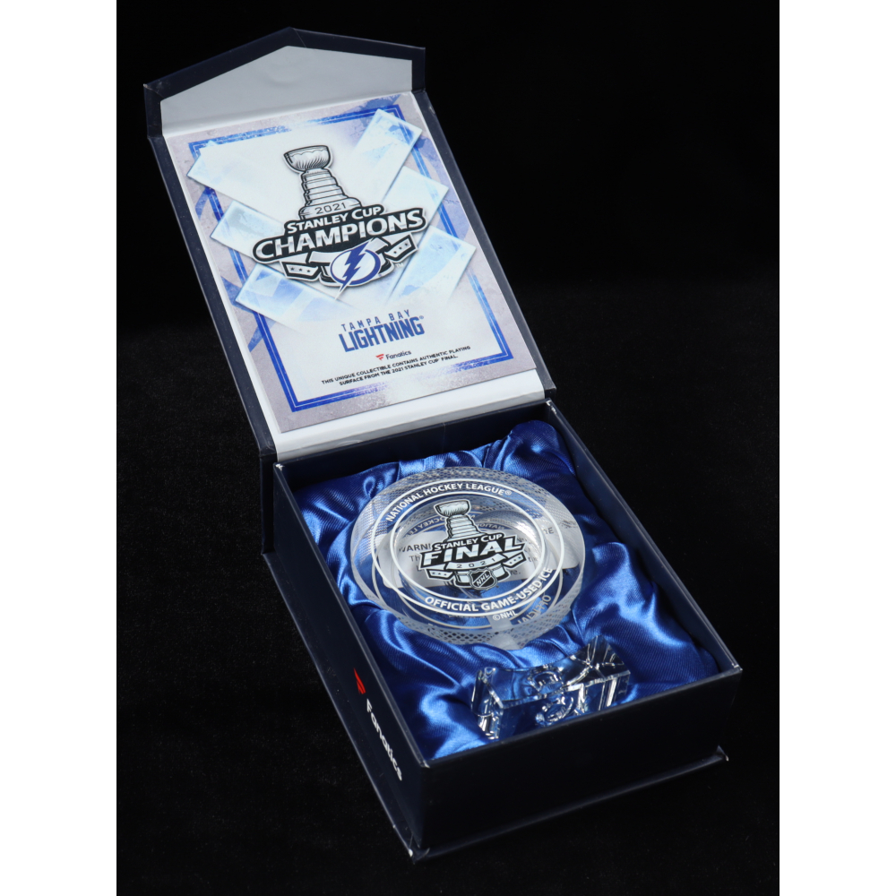 Tampa Bay Lightning 2021 Stanley Cup Champions Crystal Ice Hockey Puck (Fanatics Hologram