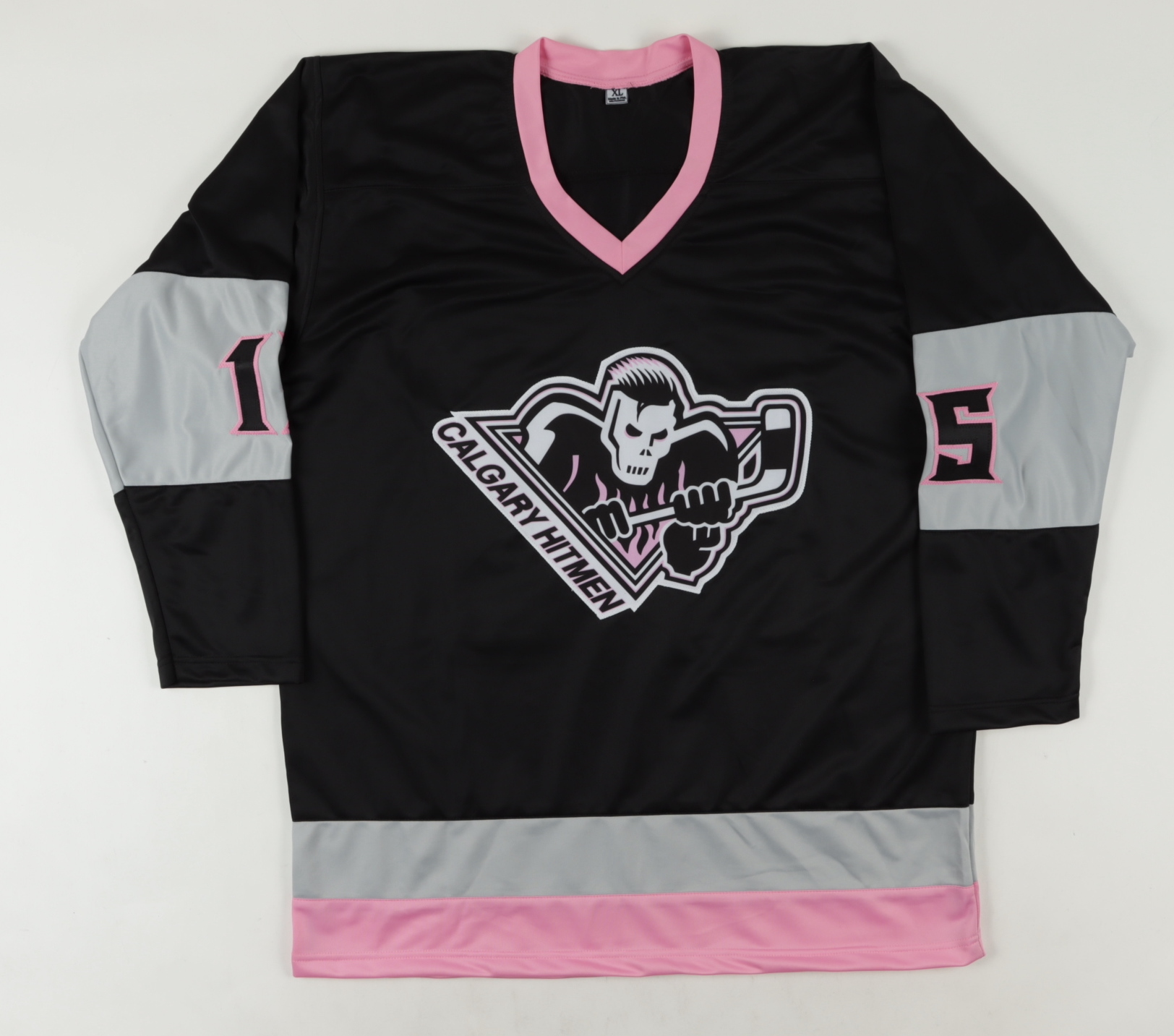 Bret Hart Signed Jersey Inscribed "Hitman...." (Beckett) at PristineAuction.com Bret Hart Signed Jersey Inscribed "Hitman...." (Beckett) at PristineAuction.com