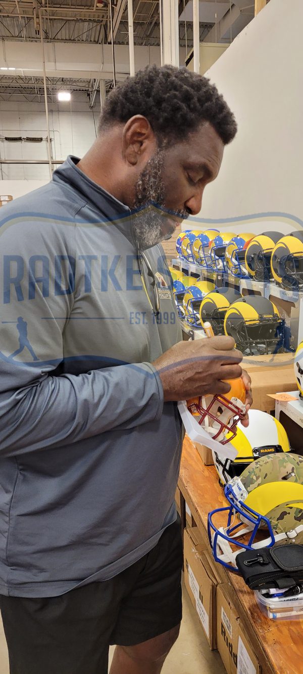 Doug Williams Signed Washington Flash Alternate Speed Mini Helmet Inscribed "SB XXII MVP" (Radtke) at PristineAuction.com Doug Williams Signed Washington Flash Alternate Speed Mini Helmet Inscribed "SB XXII MVP" (Radtke) at PristineAuction.com