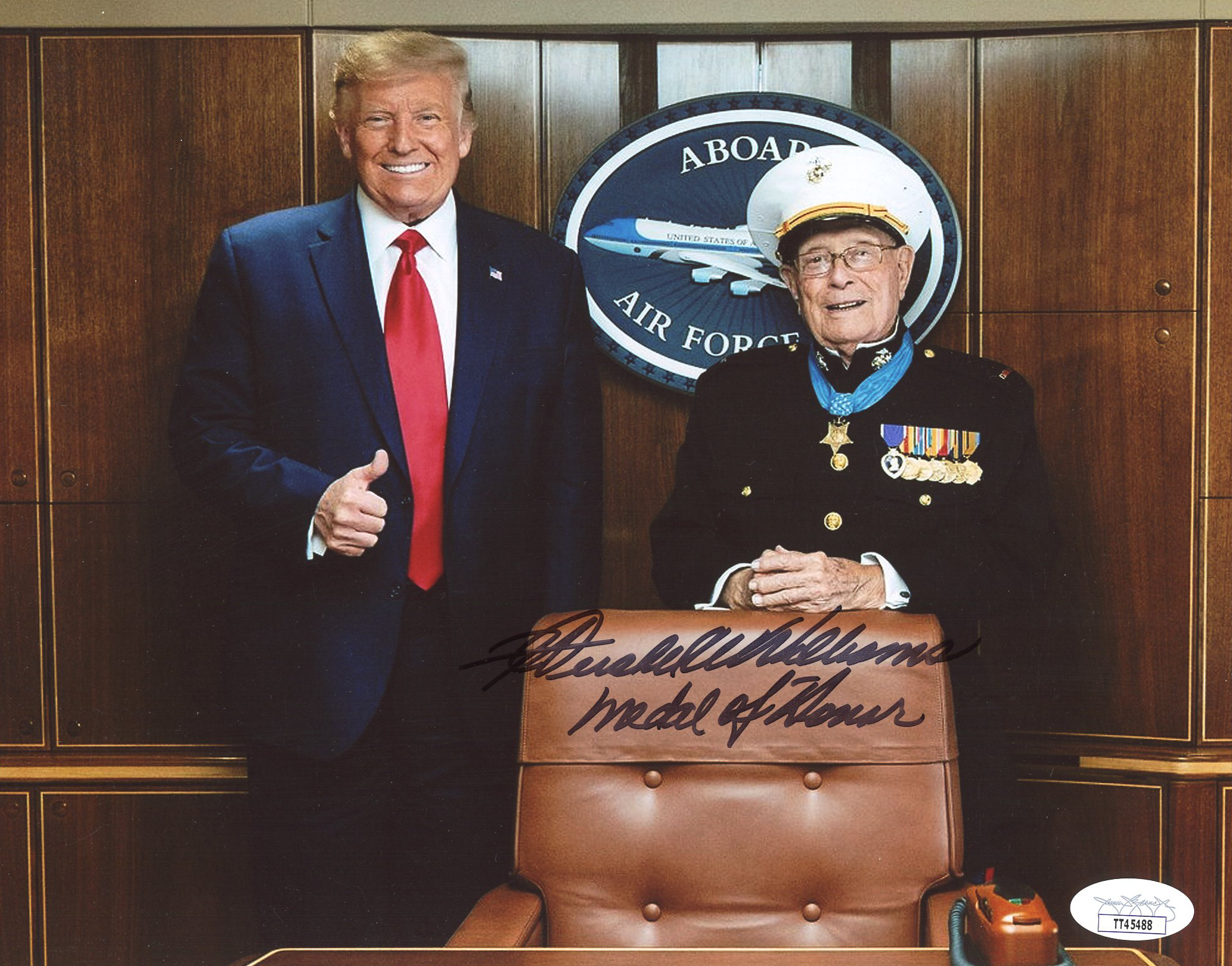 Hershel Williams Signed 8x10 Photo Inscribed "Medal of Honor" (JSA) at PristineAuction.com Hershel Williams Signed 8x10 Photo Inscribed "Medal of Honor" (JSA) at PristineAuction.com