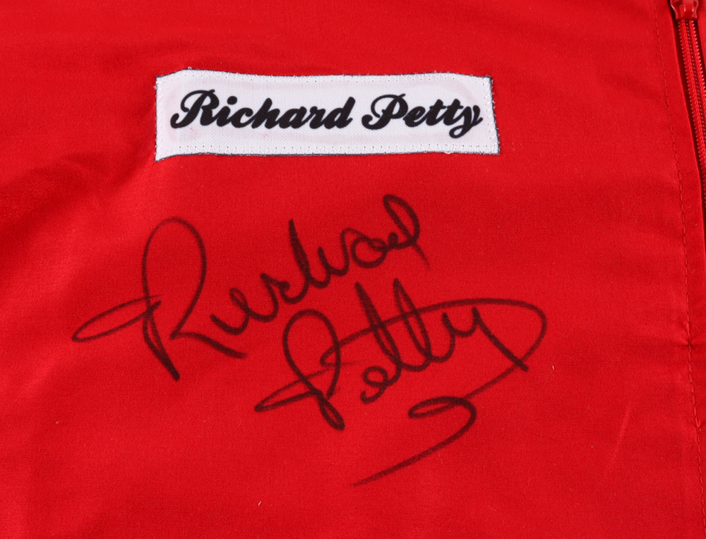 Richard Petty Signed Jacket (JSA COA) at PristineAuction.com Richard Petty Signed Jacket (JSA COA) at PristineAuction.com