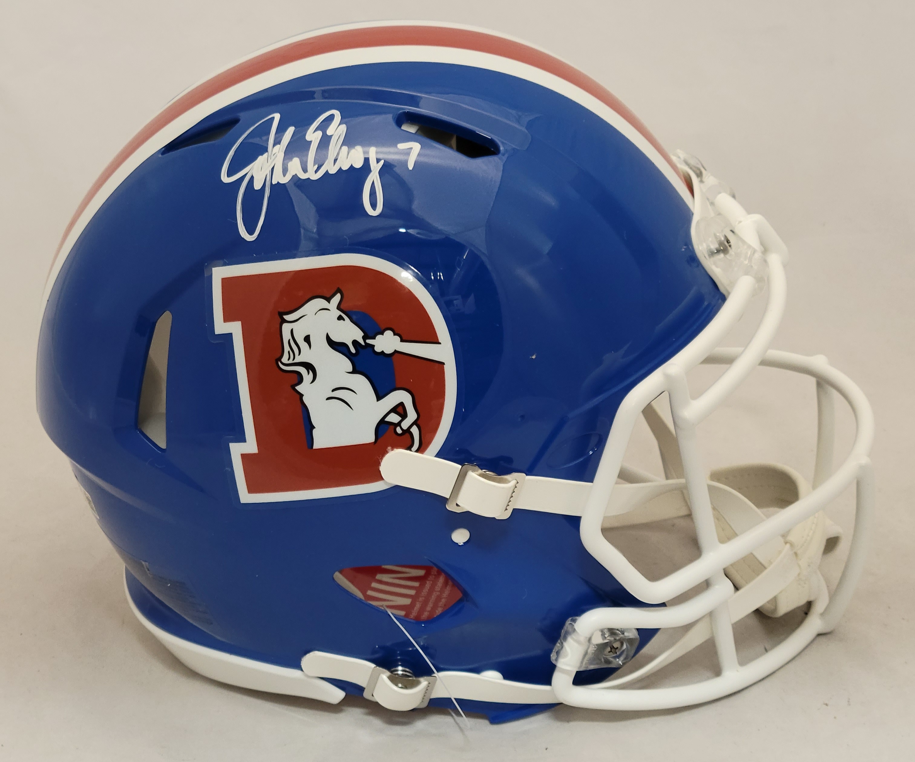 John Elway Signed Broncos Full-Size Authentic On-Field Throwback Speed Helmet (Beckett) at PristineAuction.com John Elway Signed Broncos Full-Size Authentic On-Field Throwback Speed Helmet (Beckett) at PristineAuction.com