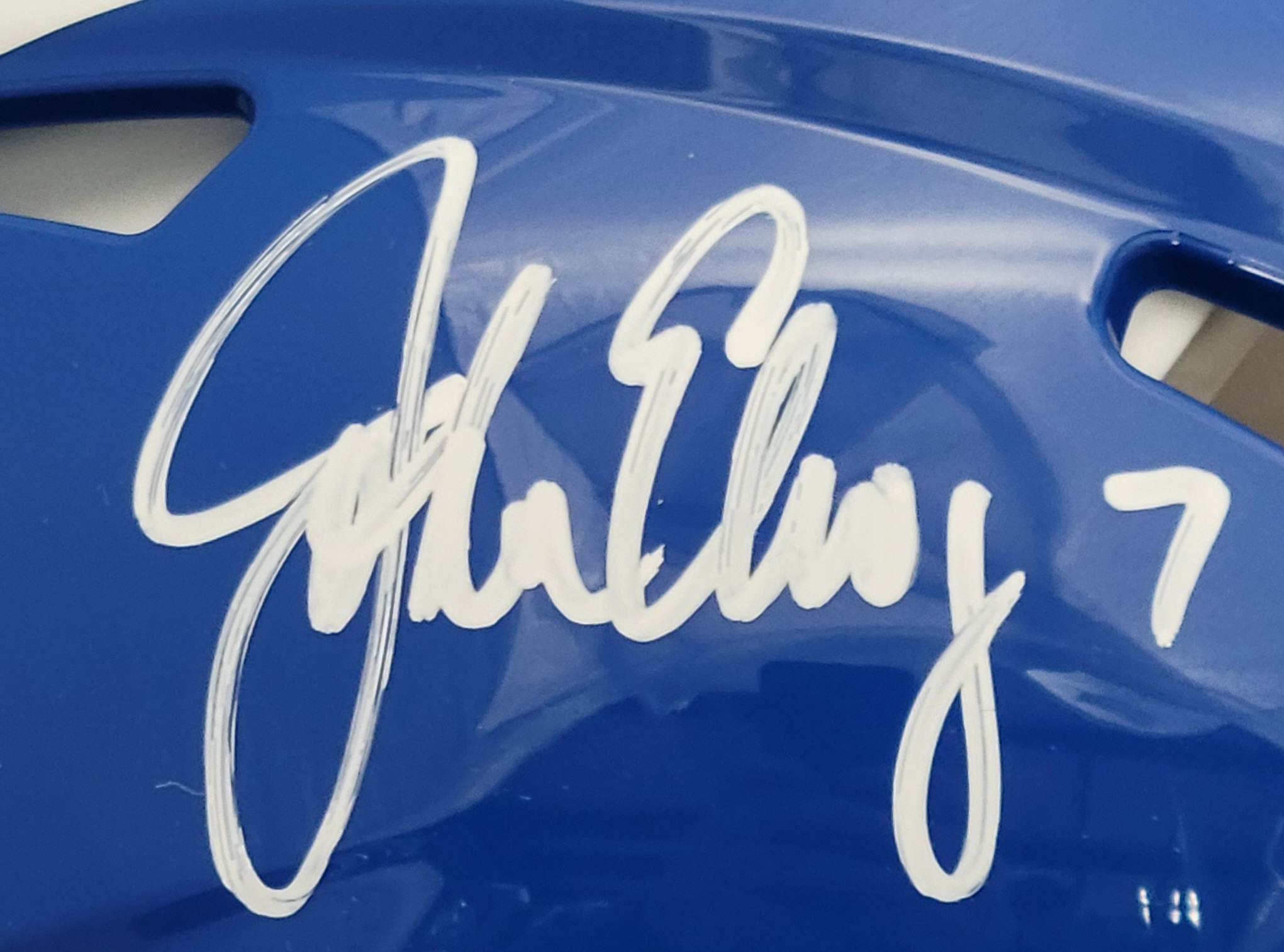 John Elway Signed Broncos Full-Size Authentic On-Field Throwback Speed Helmet (Beckett) at PristineAuction.com John Elway Signed Broncos Full-Size Authentic On-Field Throwback Speed Helmet (Beckett) at PristineAuction.com