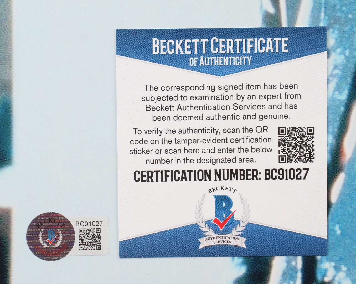 John Travolta Signed "Pulp Fiction" 11x14 Photo (Beckett COA) at PristineAuction.com John Travolta Signed "Pulp Fiction" 11x14 Photo (Beckett COA) at PristineAuction.com