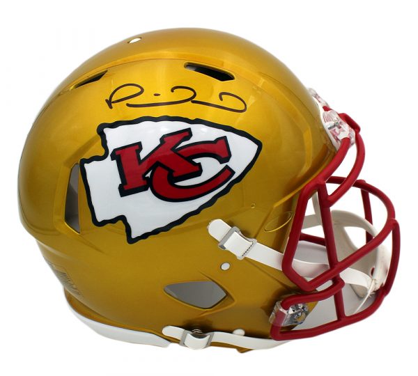 Patrick Mahomes Signed Chiefs Full-Size Authentic On-Field Flash Alternate Speed Helmet (Beckett) at PristineAuction.com Patrick Mahomes Signed Chiefs Full-Size Authentic On-Field Flash Alternate Speed Helmet (Beckett) at PristineAuction.com