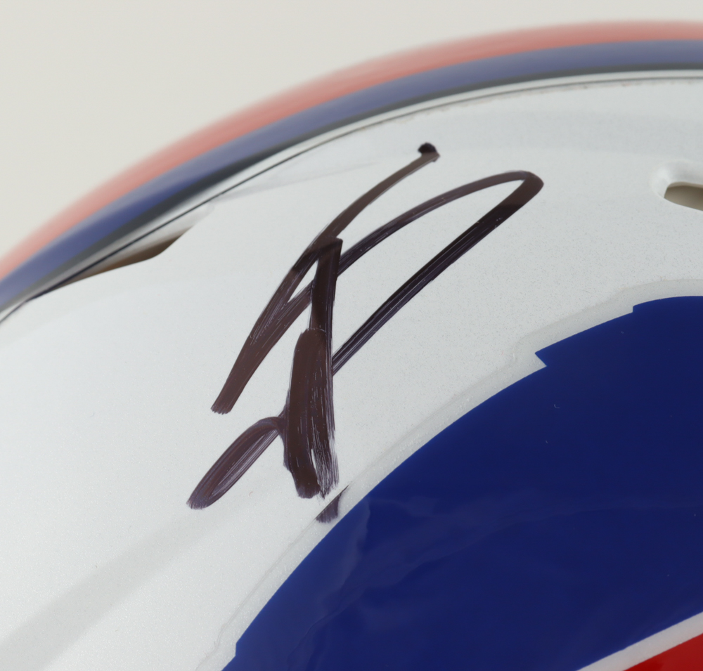 Stefon Diggs Signed Bills Full-Size Authentic On-Field Speed Helmet (Beckett) at PristineAuction.com Stefon Diggs Signed Bills Full-Size Authentic On-Field Speed Helmet (Beckett) at PristineAuction.com