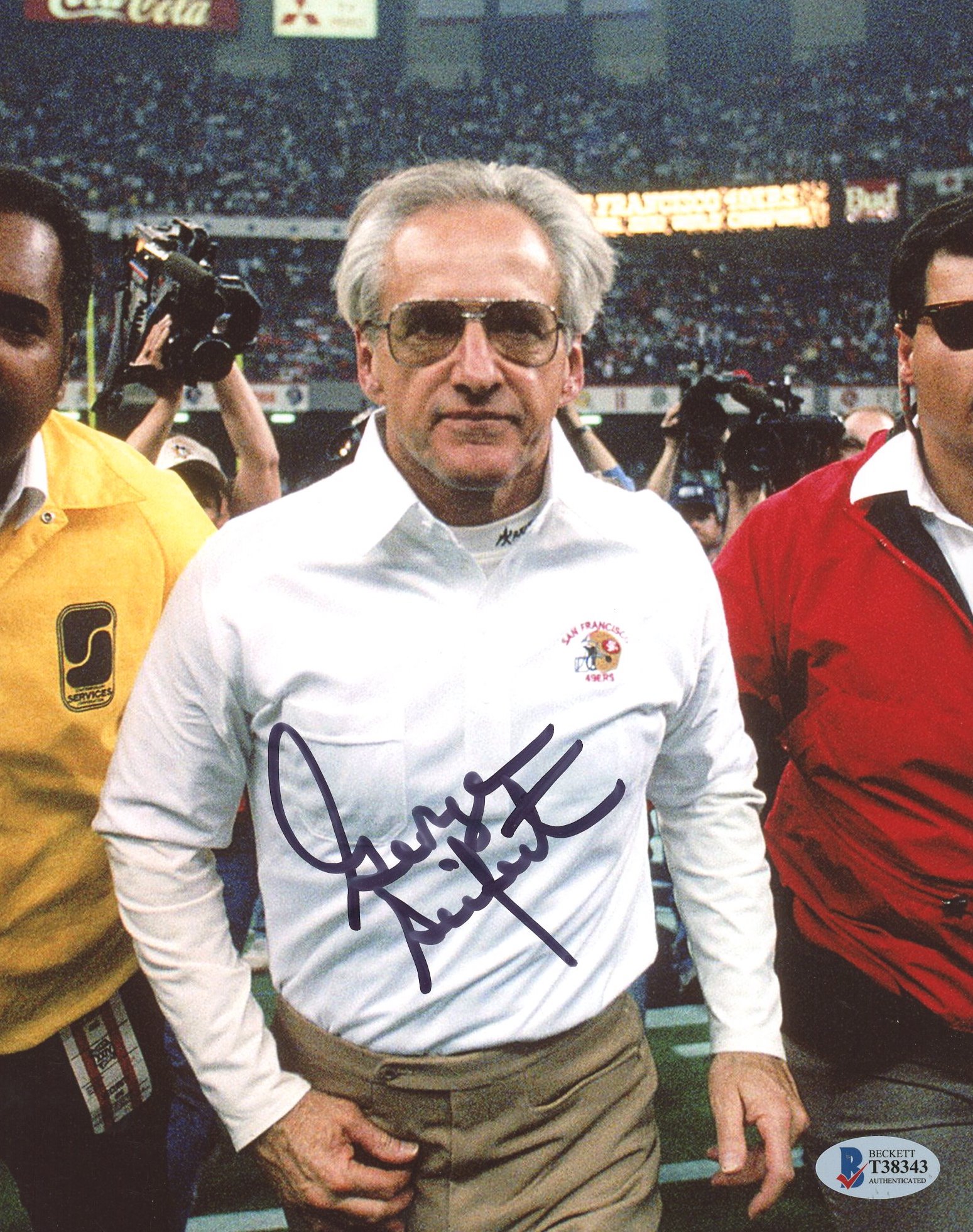 George Seifert Signed 49ers 8x10 Photo (Beckett COA) at PristineAuction.com George Seifert Signed 49ers 8x10 Photo (Beckett COA) at PristineAuction.com