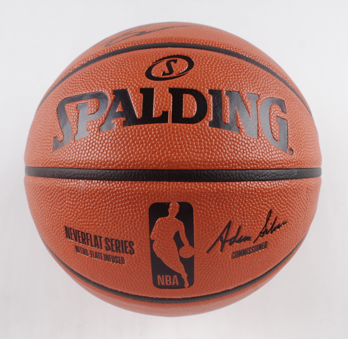 Shaquille O'Neal Signed NBA Basketball (Schwartz Sports) at PristineAuction.com Shaquille O'Neal Signed NBA Basketball (Schwartz Sports) at PristineAuction.com