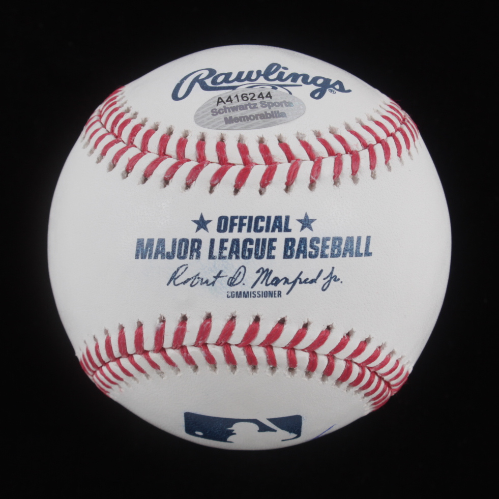 Dwight "Doc" Gooden Signed OML Baseball Inscribed "85 Triple Crown" (Schwartz Sports COA) at PristineAuction.com Dwight "Doc" Gooden Signed OML Baseball Inscribed "85 Triple Crown" (Schwartz Sports COA) at PristineAuction.com