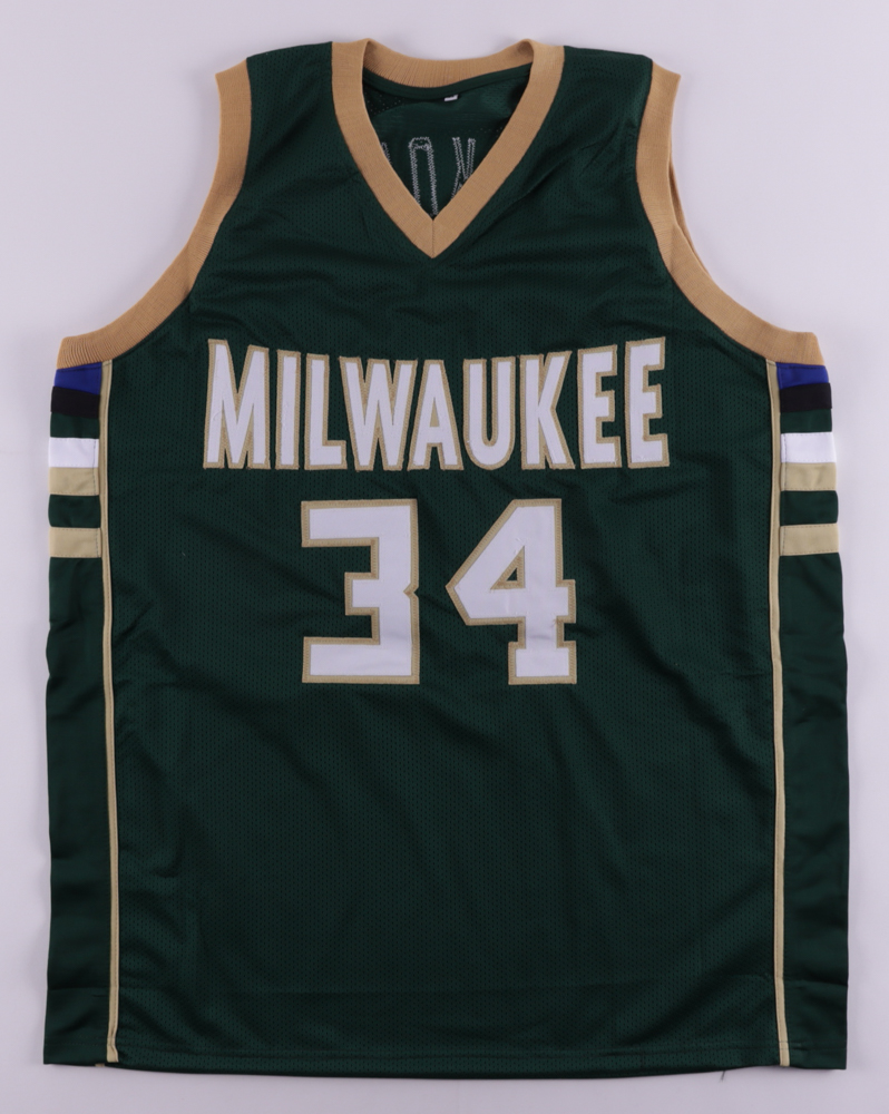 Giannis Antetokounmpo Signed Jersey (JSA) at PristineAuction.com Giannis Antetokounmpo Signed Jersey (JSA) at PristineAuction.com