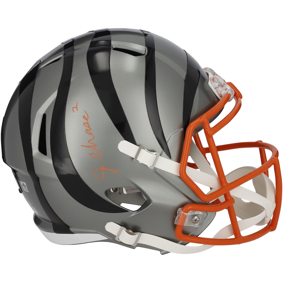Ja'Marr Chase Signed Bengals Full-Size Flash Alternate Speed Helmet (Fanatics) at PristineAuction.com Ja'Marr Chase Signed Bengals Full-Size Flash Alternate Speed Helmet (Fanatics) at PristineAuction.com