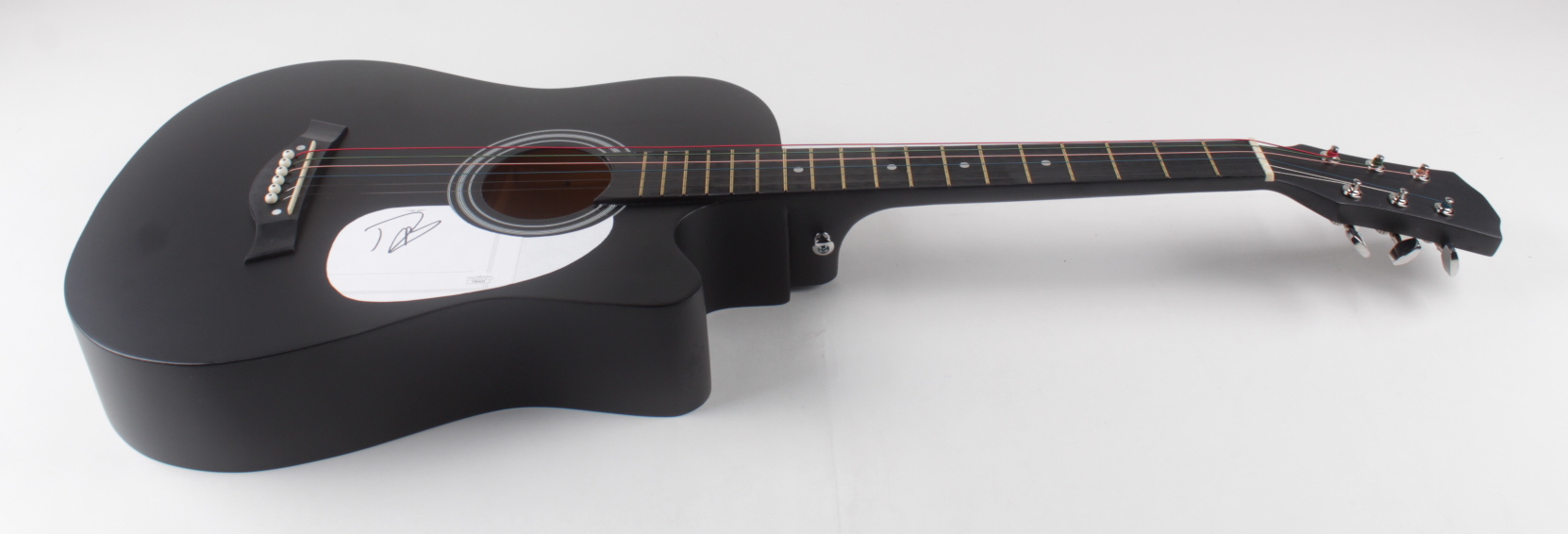 Dave Grohl Signed 38" Acoustic Guitar (JSA COA) at PristineAuction.com Dave Grohl Signed 38" Acoustic Guitar (JSA COA) at PristineAuction.com