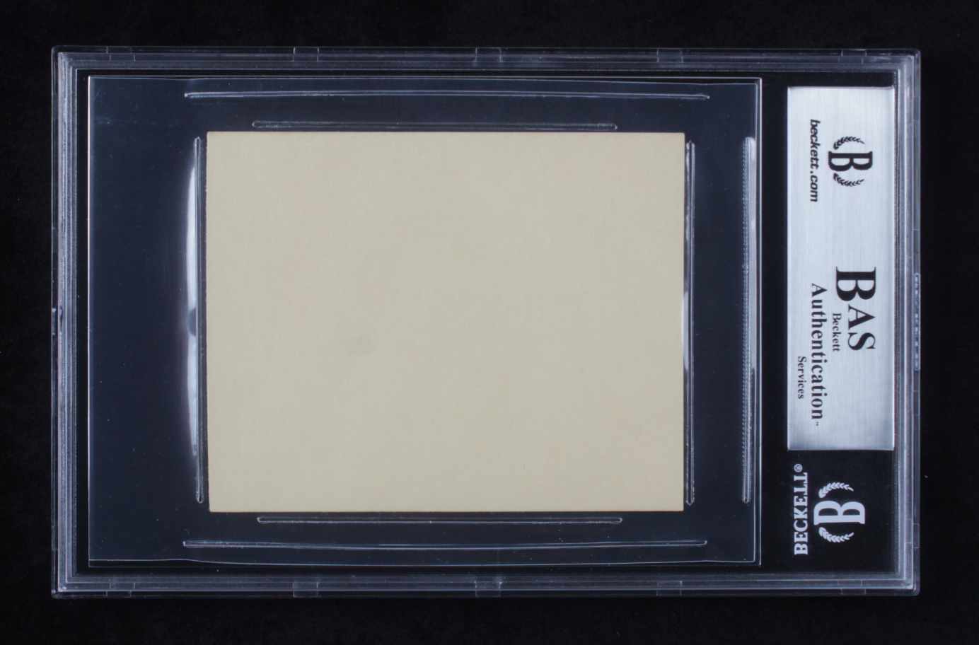 Alexis Smith Signed 3x4 Cut (BGS Encapsulated) at PristineAuction.com Alexis Smith Signed 3x4 Cut (BGS Encapsulated) at PristineAuction.com