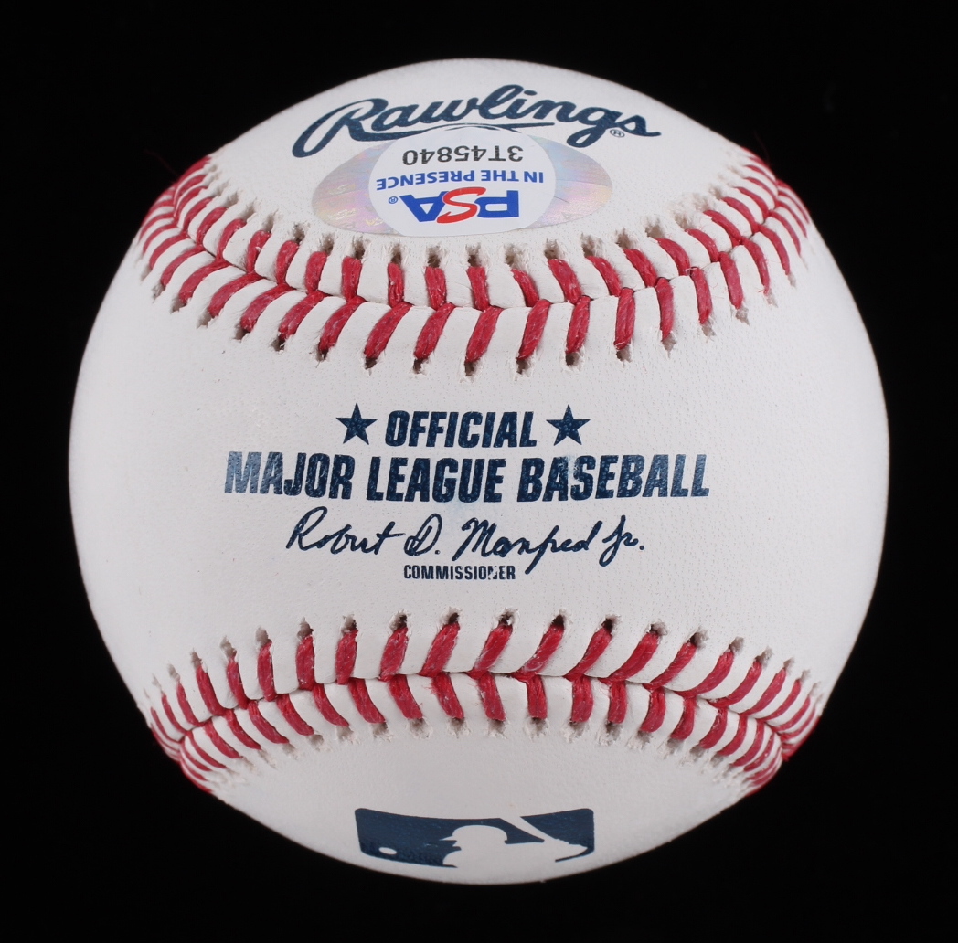 Frank Thomas Signed OML Baseball Inscribed "HOF 2014" (PSA COA) at PristineAuction.com Frank Thomas Signed OML Baseball Inscribed "HOF 2014" (PSA COA) at PristineAuction.com