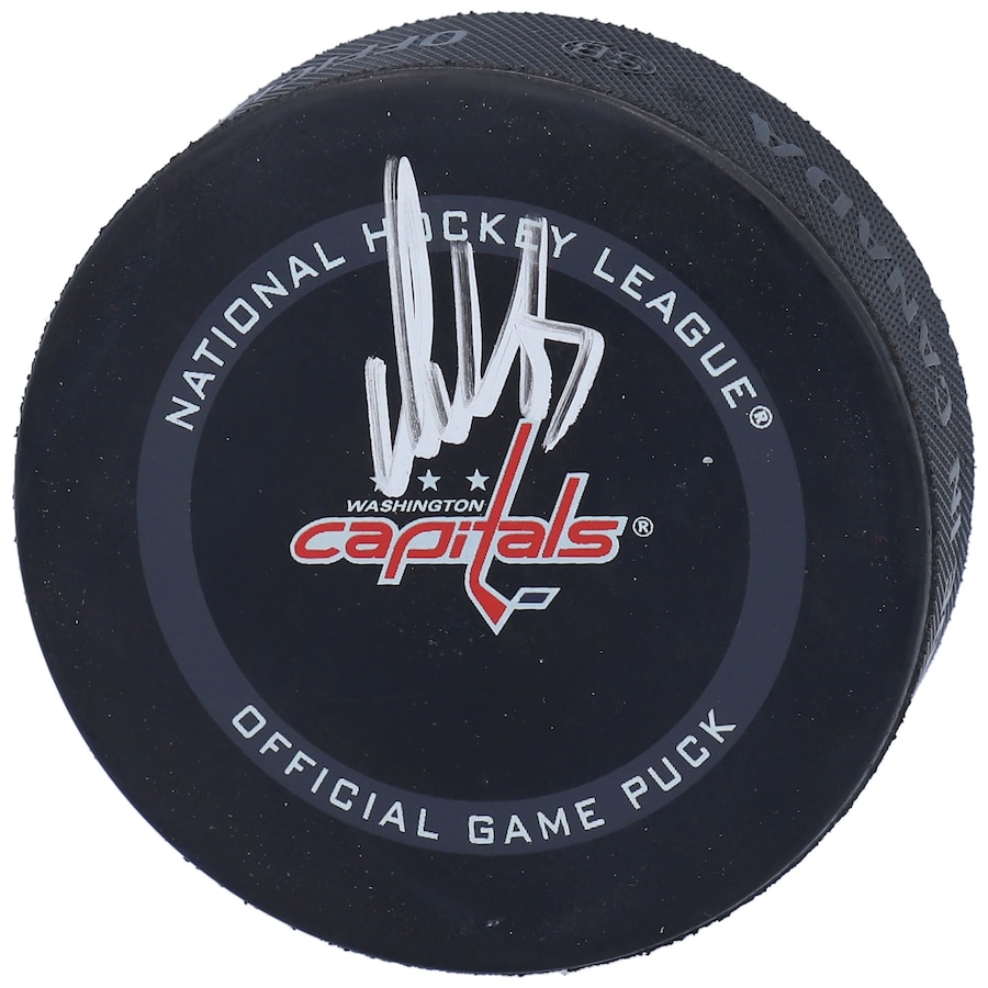 Alexander Ovechkin Signed Capitals Logo Hockey Puck (Fanatics) at PristineAuction.com Alexander Ovechkin Signed Capitals Logo Hockey Puck (Fanatics) at PristineAuction.com