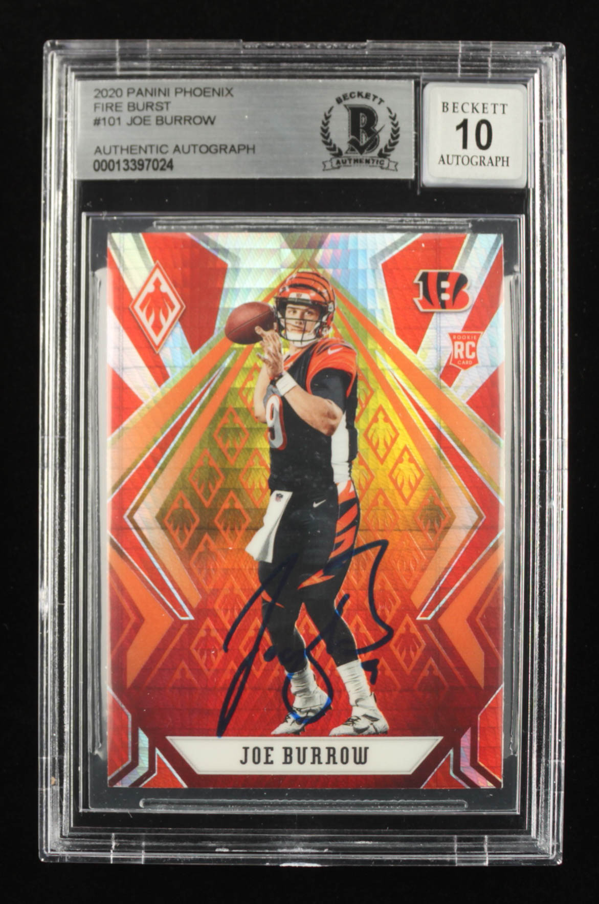 Joe Burrow Signed 2020 Panini Phoenix Fire Burst #101 (BGS Encapsulated) at PristineAuction.com Joe Burrow Signed 2020 Panini Phoenix Fire Burst #101 (BGS Encapsulated) at PristineAuction.com