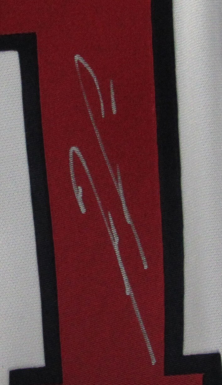 Ronald Acuna Jr. Signed Braves Majestic Jersey (Beckett) at PristineAuction.com Ronald Acuna Jr. Signed Braves Majestic Jersey (Beckett) at PristineAuction.com