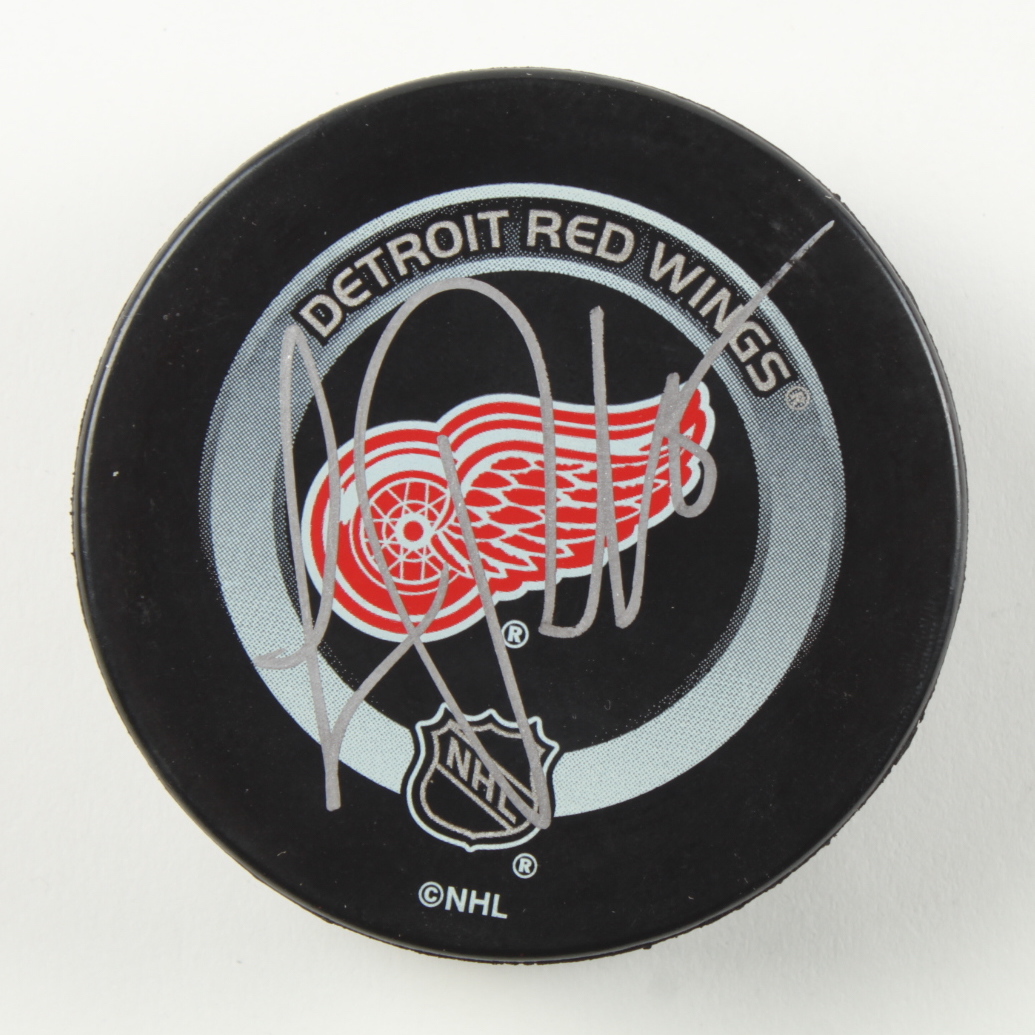 Luc Robitaille Signed Red Wings Logo Hockey Puck (JSA) at PristineAuction.com Luc Robitaille Signed Red Wings Logo Hockey Puck (JSA) at PristineAuction.com