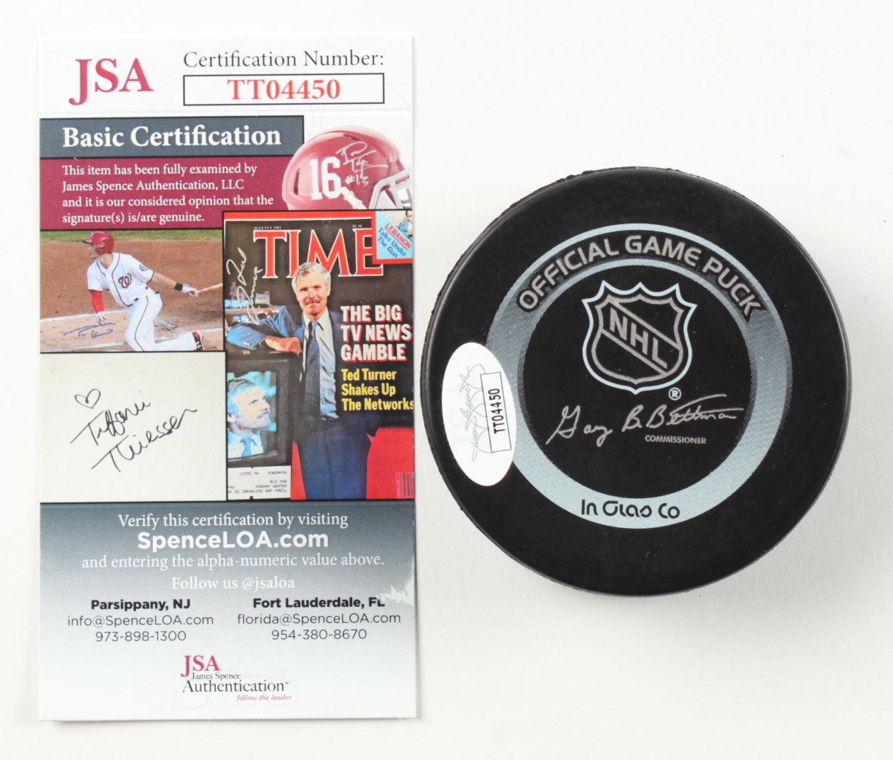 Luc Robitaille Signed Red Wings Logo Hockey Puck (JSA) at PristineAuction.com Luc Robitaille Signed Red Wings Logo Hockey Puck (JSA) at PristineAuction.com