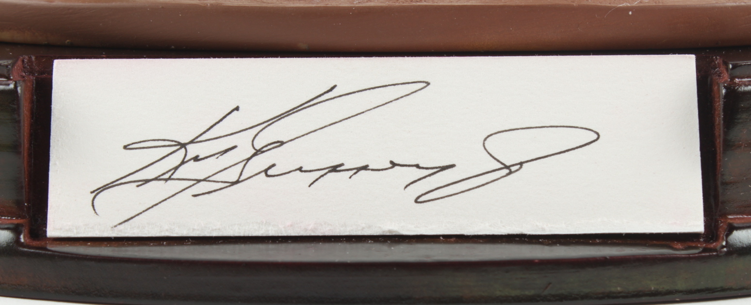 Ken Griffey Jr. Signed Mariners LE Ceramic Statue (PSA) at PristineAuction.com Ken Griffey Jr. Signed Mariners LE Ceramic Statue (PSA) at PristineAuction.com