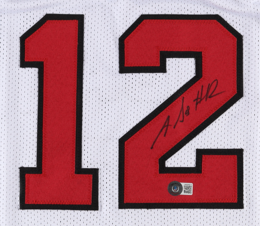 Ayo Dosunmu Signed Jersey (Beckett) at PristineAuction.com Ayo Dosunmu Signed Jersey (Beckett) at PristineAuction.com