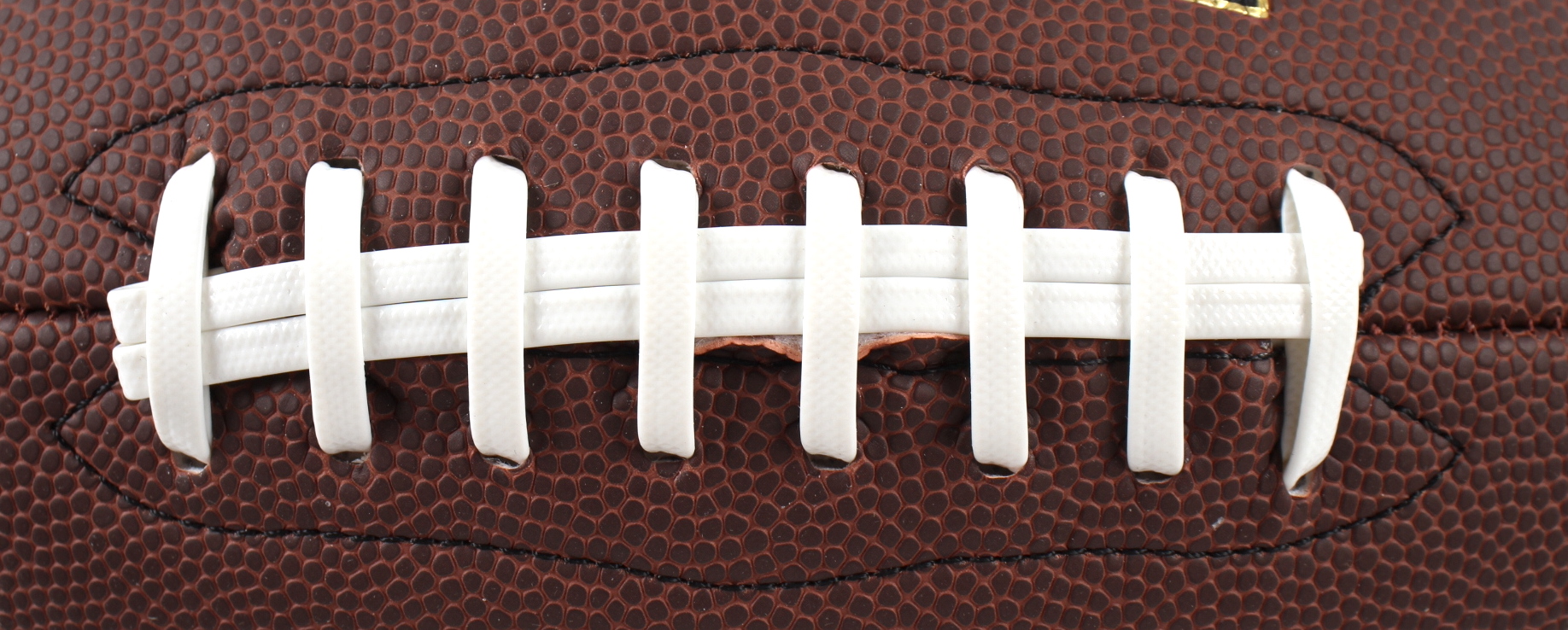 Clyde Edwards-Helaire Signed NFL Football (Beckett) at PristineAuction.com Clyde Edwards-Helaire Signed NFL Football (Beckett) at PristineAuction.com