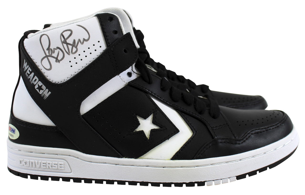 Larry Bird Signed Pair of (2) Converse Weapon Basketball Shoes (PSA & Bird) at PristineAuction.com Larry Bird Signed Pair of (2) Converse Weapon Basketball Shoes (PSA & Bird) at PristineAuction.com