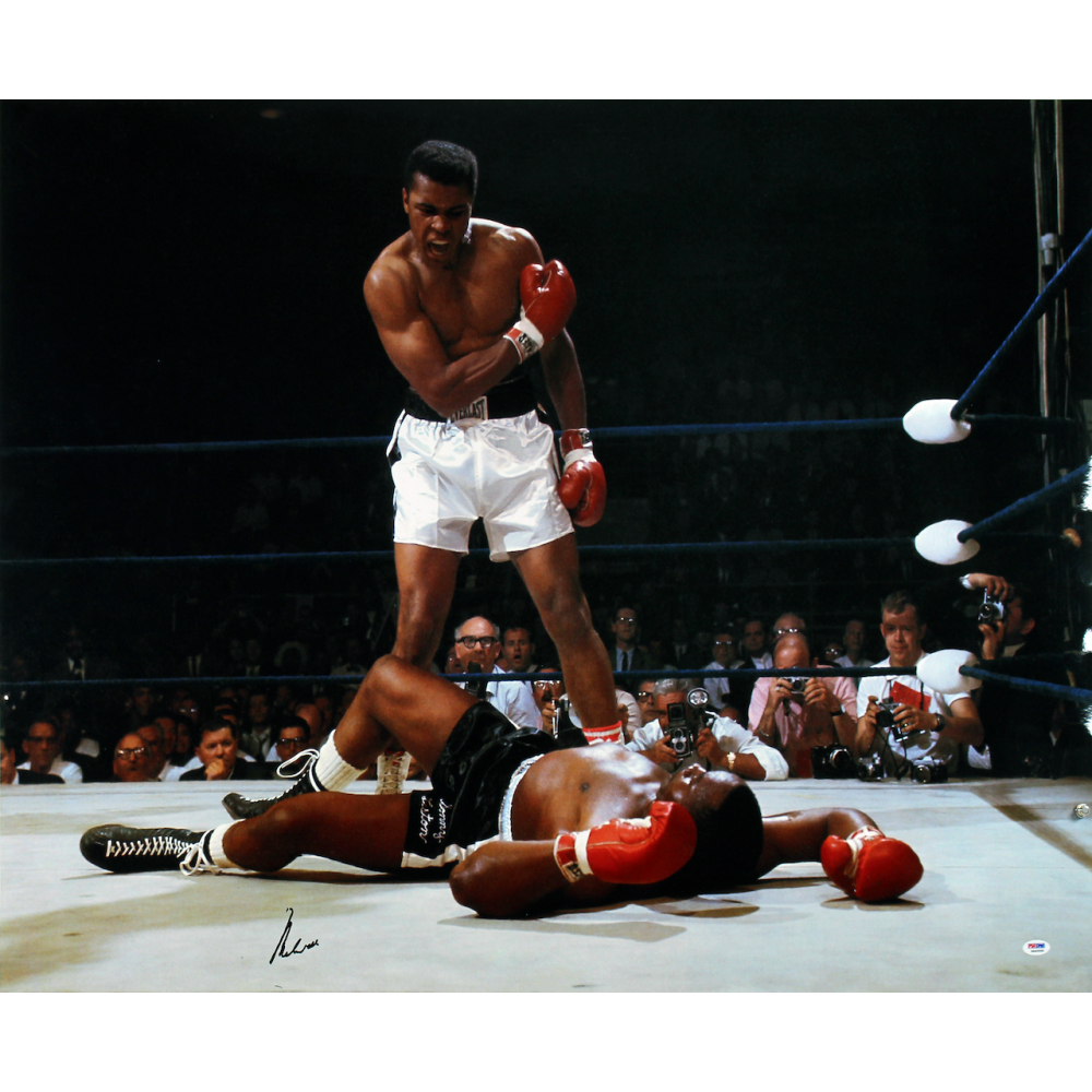 Muhammad Ali Signed 30x40 Photo (PSA) | Pristine Auction
