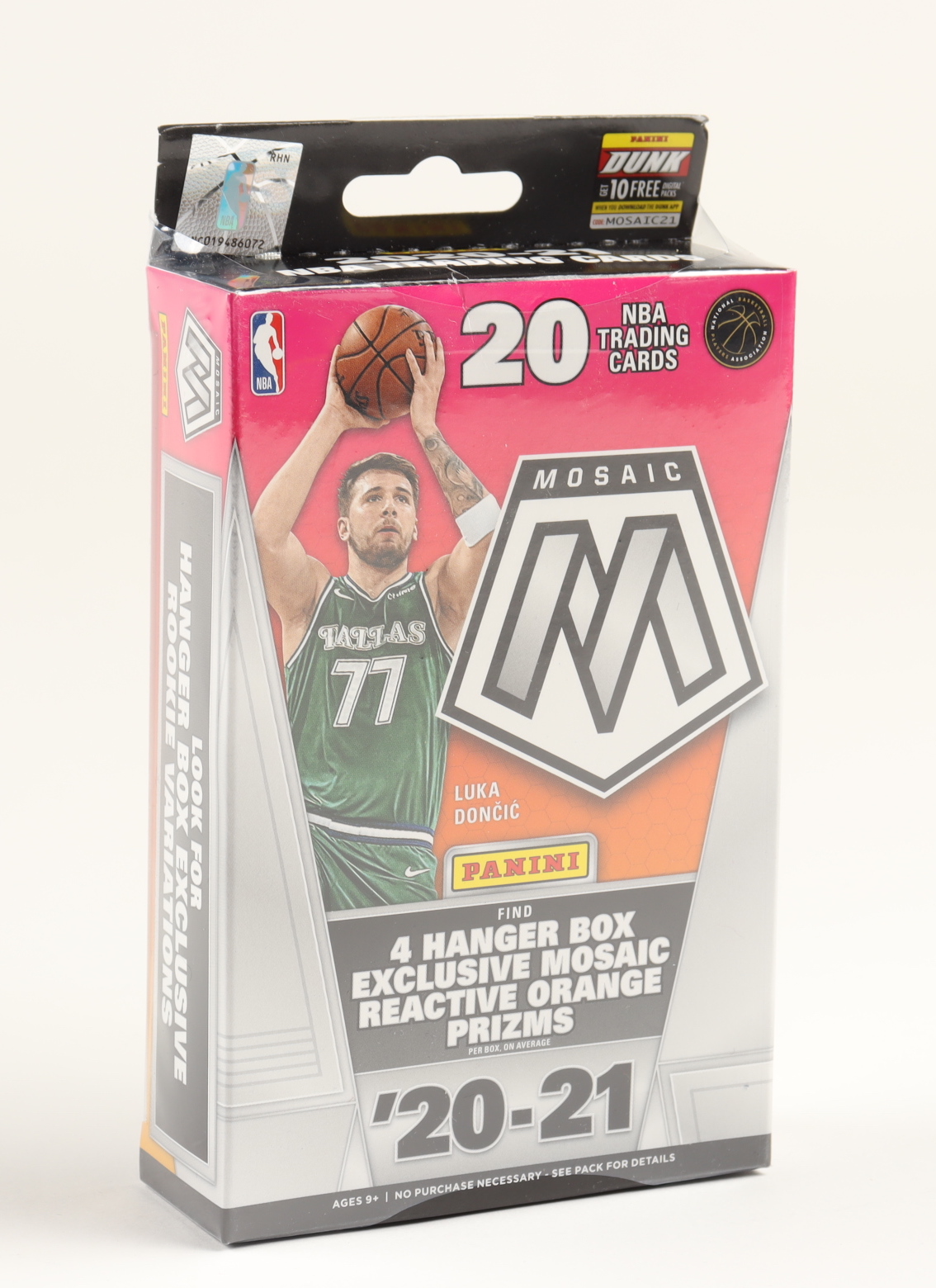 2020-21 Panini Mosaic Basketball Hanger Box with (20) Cards at PristineAuction.com 2020-21 Panini Mosaic Basketball Hanger Box with (20) Cards at PristineAuction.com