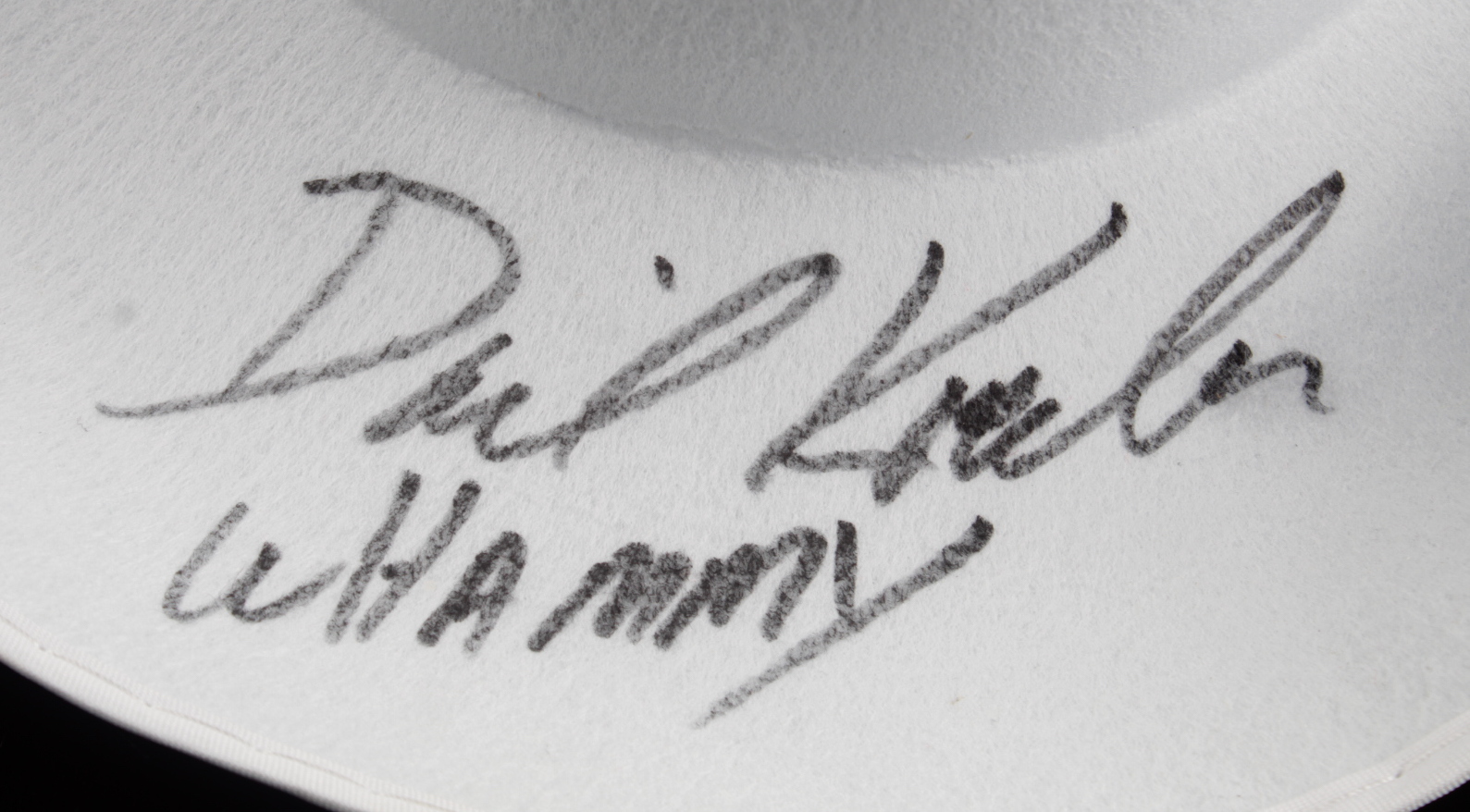 David Koechner Signed Cowboy Hat Inscribed "Whammy" (JSA) at PristineAuction.com David Koechner Signed Cowboy Hat Inscribed "Whammy" (JSA) at PristineAuction.com