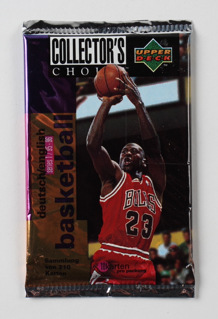 1995-96 Collectors Choice International German Series I Basketball Foil Pack with (10) Cards at PristineAuction.com 1995-96 Collectors Choice International German Series I Basketball Foil Pack with (10) Cards at PristineAuction.com