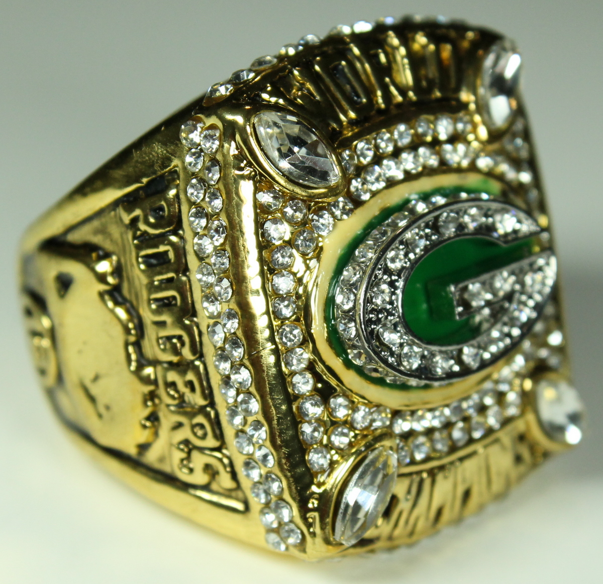 Aaron Rodgers Packers High Quality Replica 2012 Super Bowl XLV Championship Ring at PristineAuction.com Aaron Rodgers Packers High Quality Replica 2012 Super Bowl XLV Championship Ring at PristineAuction.com
