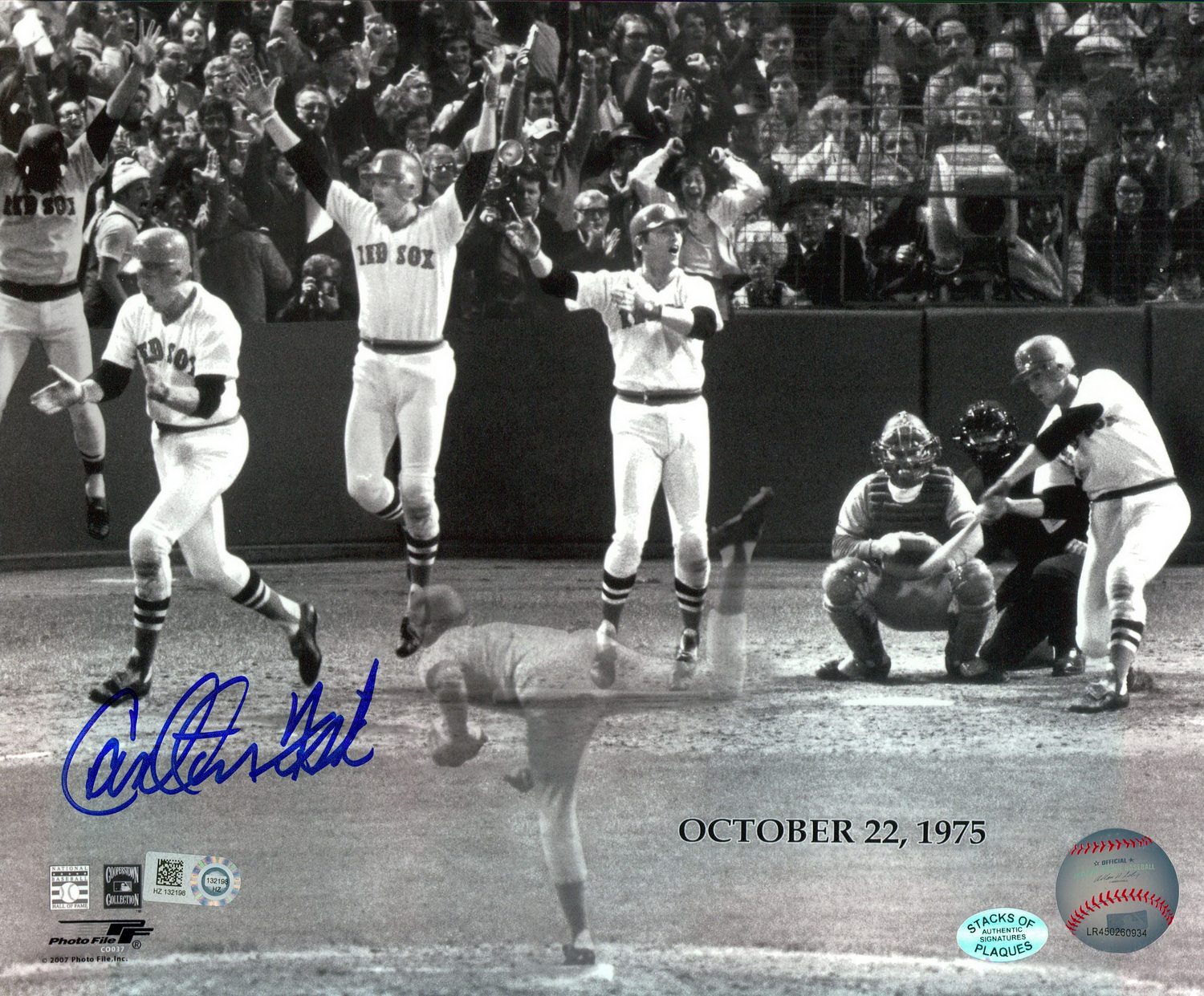 Carlton Fisk Signed Red Sox 1975 World Series Game 6 Home Run 8x10 Photo (MLB & SOP COA) at PristineAuction.com Carlton Fisk Signed Red Sox 1975 World Series Game 6 Home Run 8x10 Photo (MLB & SOP COA) at PristineAuction.com