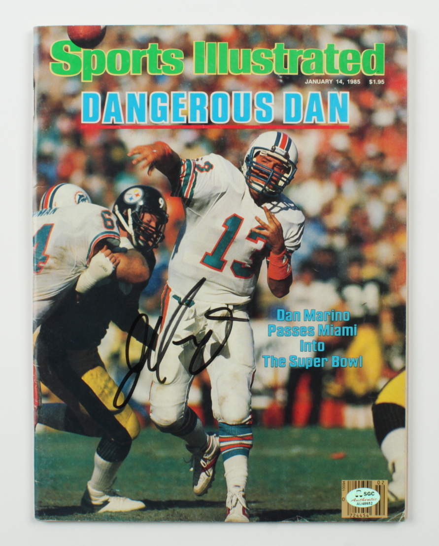 Dan Marino Signed 1985 "Sports Illustrated" Magazine (SGC) at PristineAuction.com Dan Marino Signed 1985 "Sports Illustrated" Magazine (SGC) at PristineAuction.com