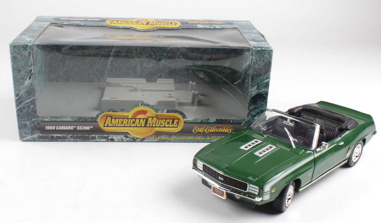 American Muscle 1969 Camaro SS396 1:18 Diecast Car at PristineAuction.com American Muscle 1969 Camaro SS396 1:18 Diecast Car at PristineAuction.com