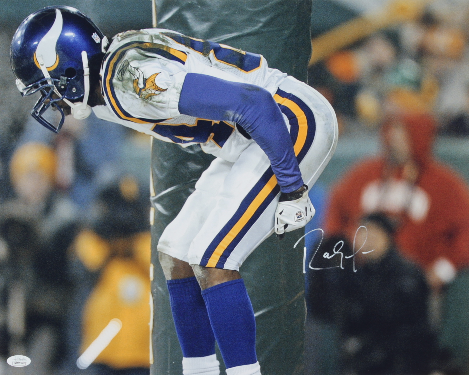 Randy Moss Signed Vikings 16x20 Photo (JSA) at PristineAuction.com Randy Moss Signed Vikings 16x20 Photo (JSA) at PristineAuction.com
