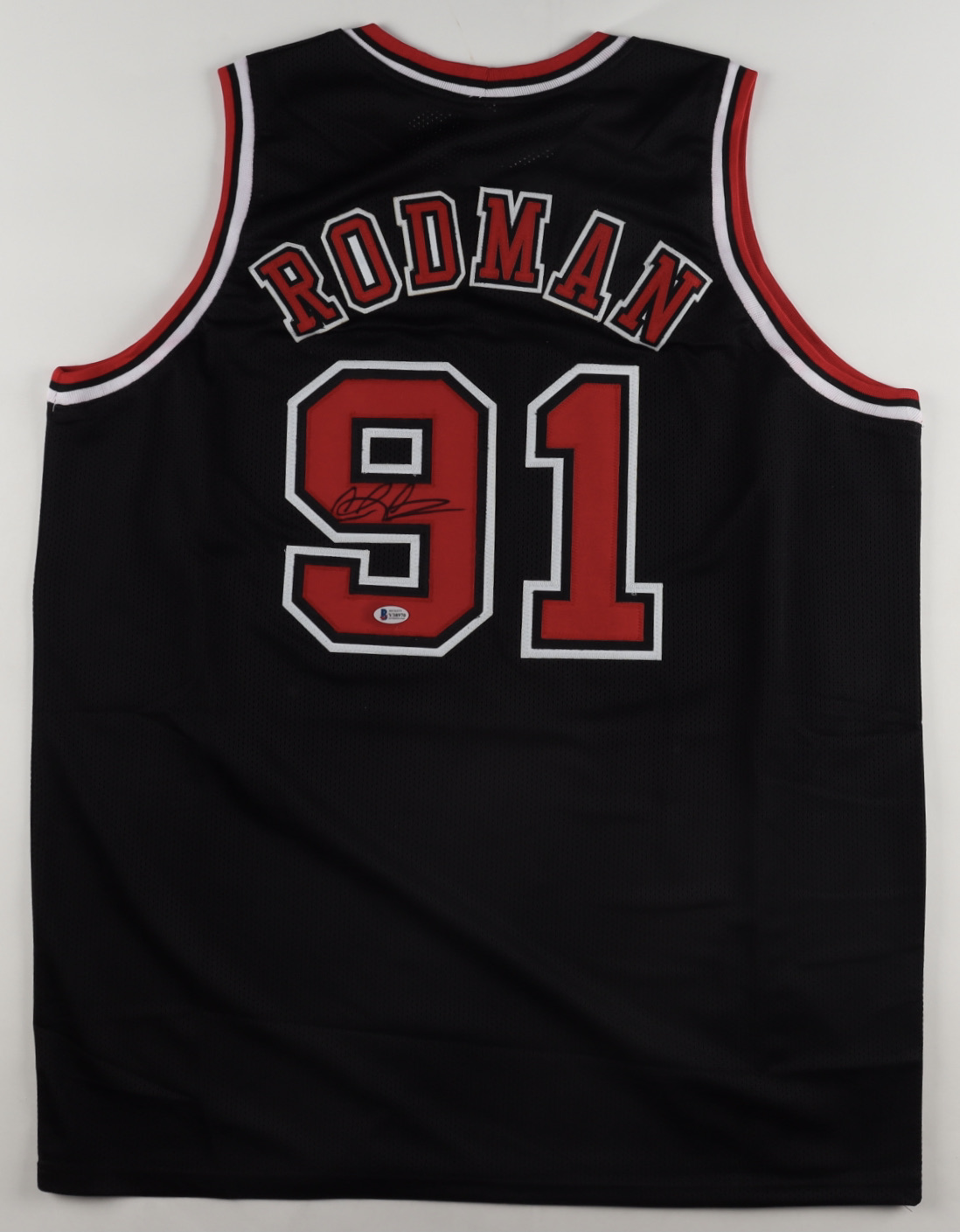Dennis Rodman Signed Jersey (Beckett) at PristineAuction.com Dennis Rodman Signed Jersey (Beckett) at PristineAuction.com