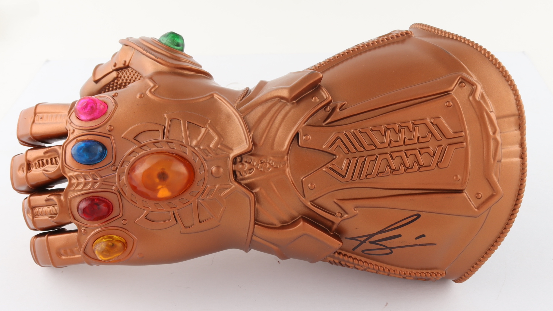 Josh Brolin Signed Full-Size Marvel "Avengers: Infinity War" Infinity Gauntlet (Beckett) at PristineAuction.com Josh Brolin Signed Full-Size Marvel "Avengers: Infinity War" Infinity Gauntlet (Beckett) at PristineAuction.com