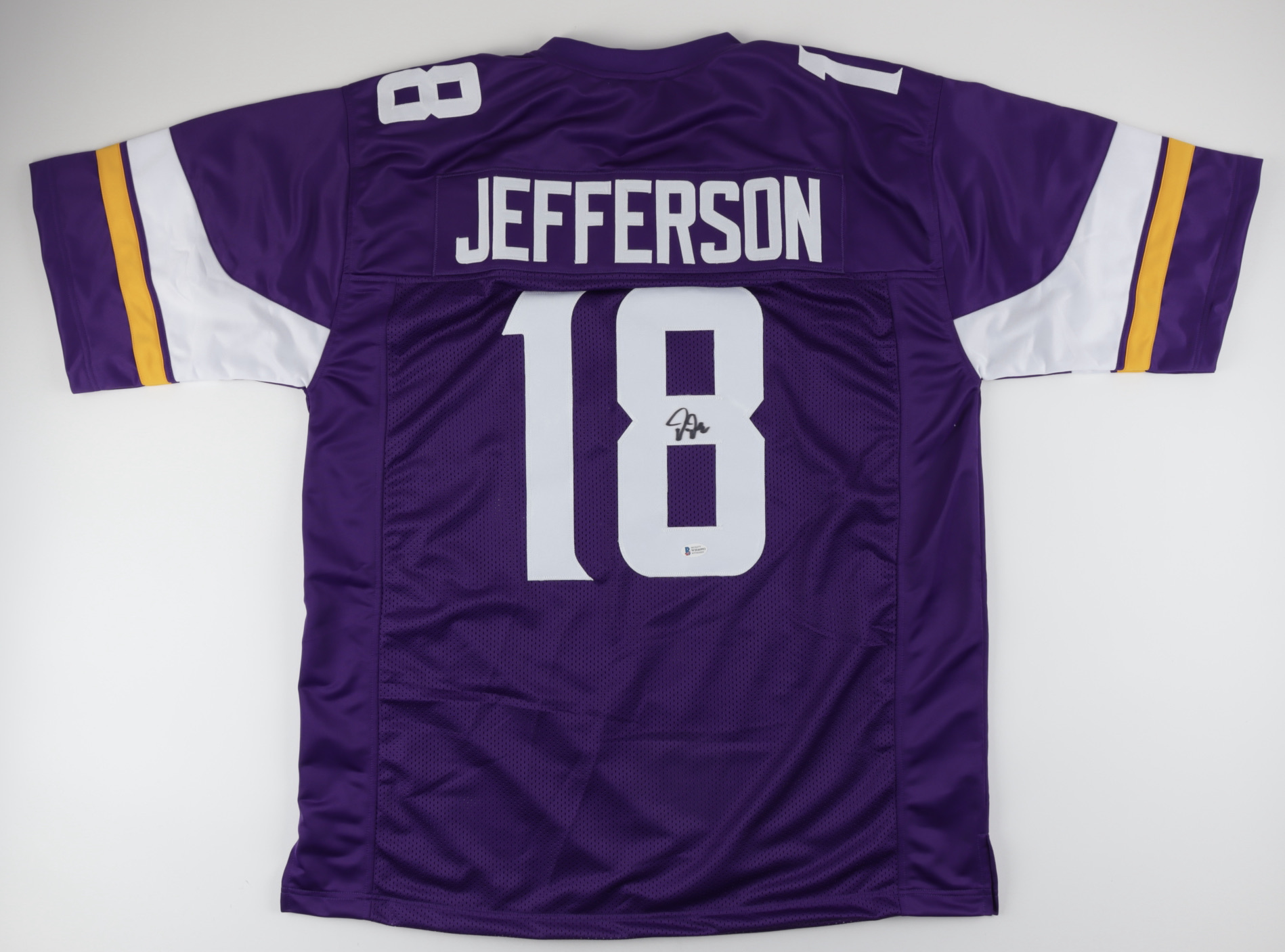 Justin Jefferson Signed Jersey (Beckett) at PristineAuction.com Justin Jefferson Signed Jersey (Beckett) at PristineAuction.com