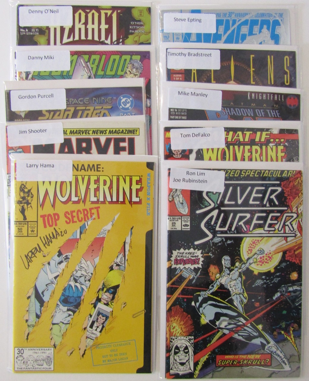 The Comic Gallery Series 5 Yellow Mystery Box (1 Graded Comic & 1 Autographed Comic) at PristineAuction.com The Comic Gallery Series 5 Yellow Mystery Box (1 Graded Comic & 1 Autographed Comic) at PristineAuction.com