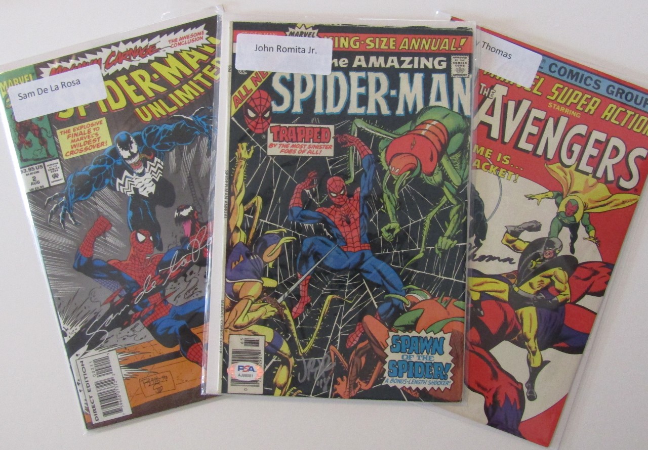 The Comic Gallery Series 5 Yellow Mystery Box (1 Graded Comic & 1 Autographed Comic) at PristineAuction.com The Comic Gallery Series 5 Yellow Mystery Box (1 Graded Comic & 1 Autographed Comic) at PristineAuction.com