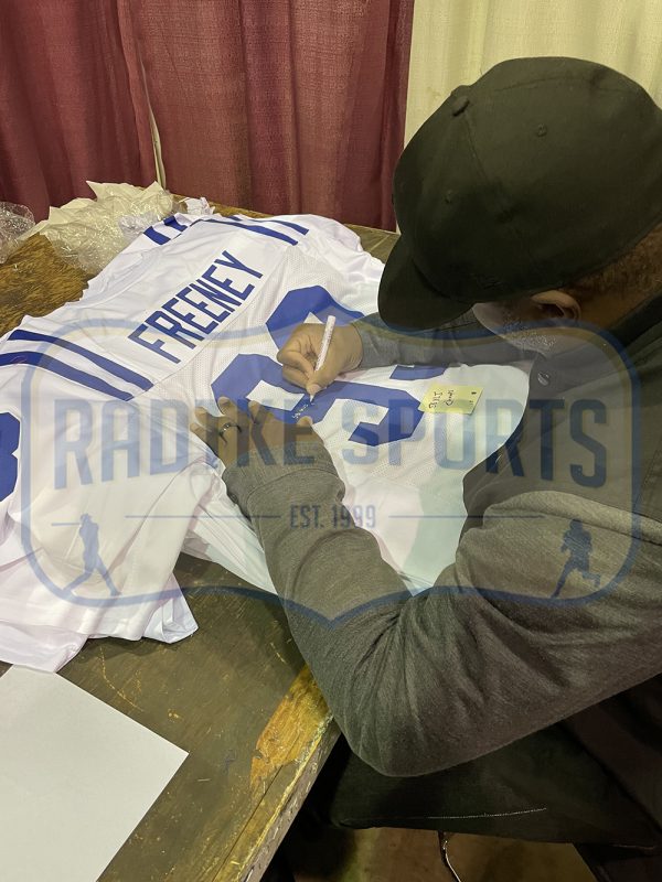 Dwight Freeney Signed Jersey Inscribed "125.5 Sacks" (Freeney) at PristineAuction.com Dwight Freeney Signed Jersey Inscribed "125.5 Sacks" (Freeney) at PristineAuction.com