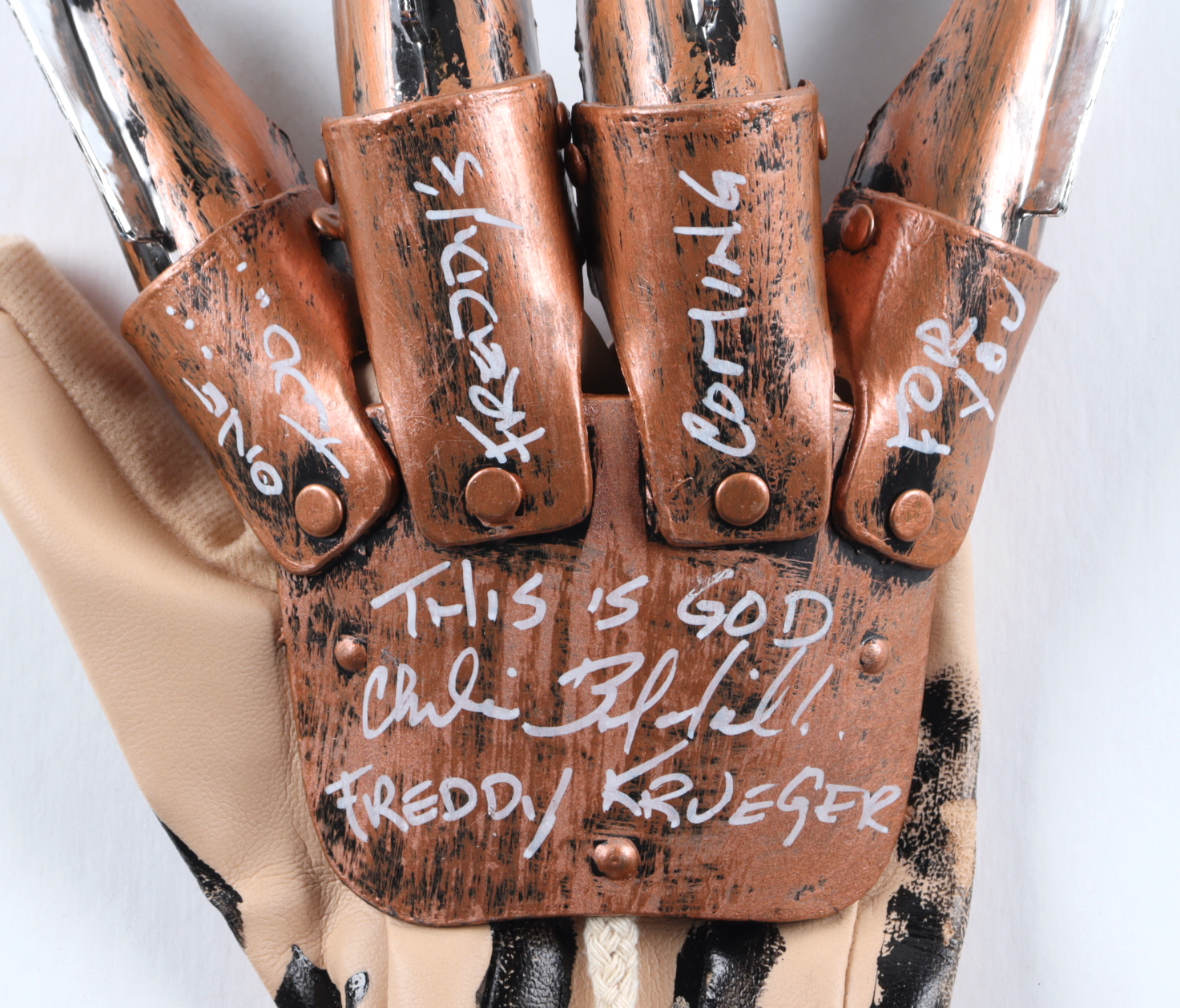 Charles Belardinelli Signed "A Nightmare on Elm Street" Freddy Krueger Glove with Multiple Inscriptions (AutographCOA) at PristineAuction.com Charles Belardinelli Signed "A Nightmare on Elm Street" Freddy Krueger Glove with Multiple Inscriptions (AutographCOA) at PristineAuction.com