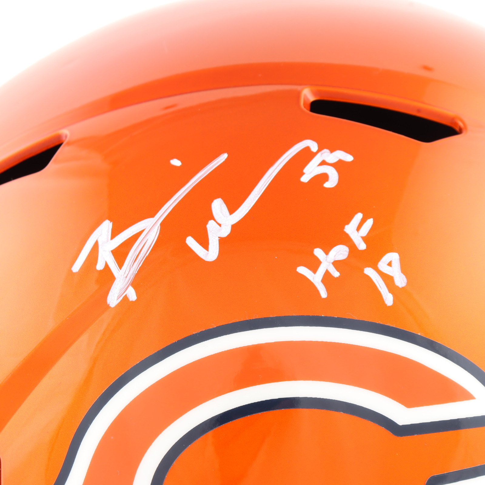 Brian Urlacher Signed Bears Full-Size Flash Alternate Speed Helmet Inscribed "HOF 18" (Beckett) at PristineAuction.com Brian Urlacher Signed Bears Full-Size Flash Alternate Speed Helmet Inscribed "HOF 18" (Beckett) at PristineAuction.com