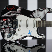 Amy Winehouse Signed 39" Electric Guitar (JSA & Beckett) at PristineAuction.com