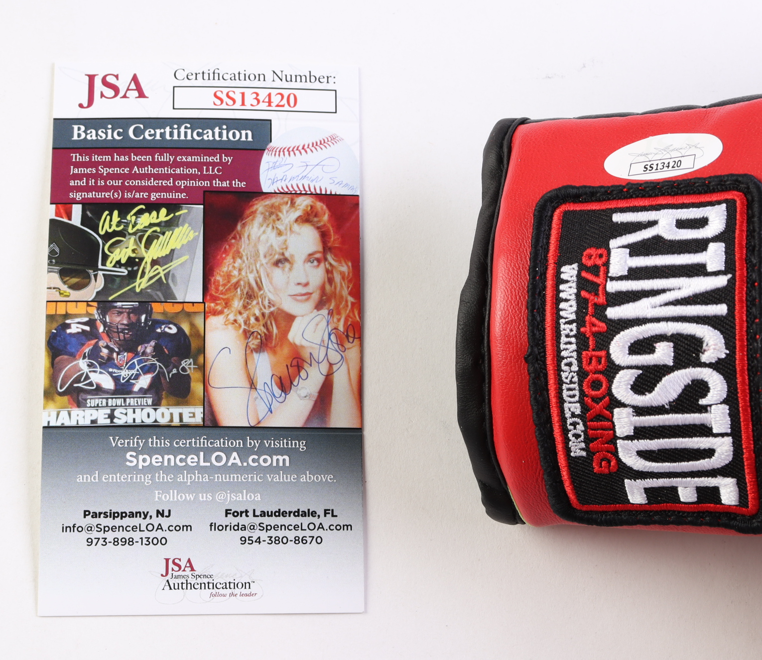 Julio Cesar Chavez Signed Pair of (2) Ringside Boxing Gloves (JSA) at PristineAuction.com Julio Cesar Chavez Signed Pair of (2) Ringside Boxing Gloves (JSA) at PristineAuction.com