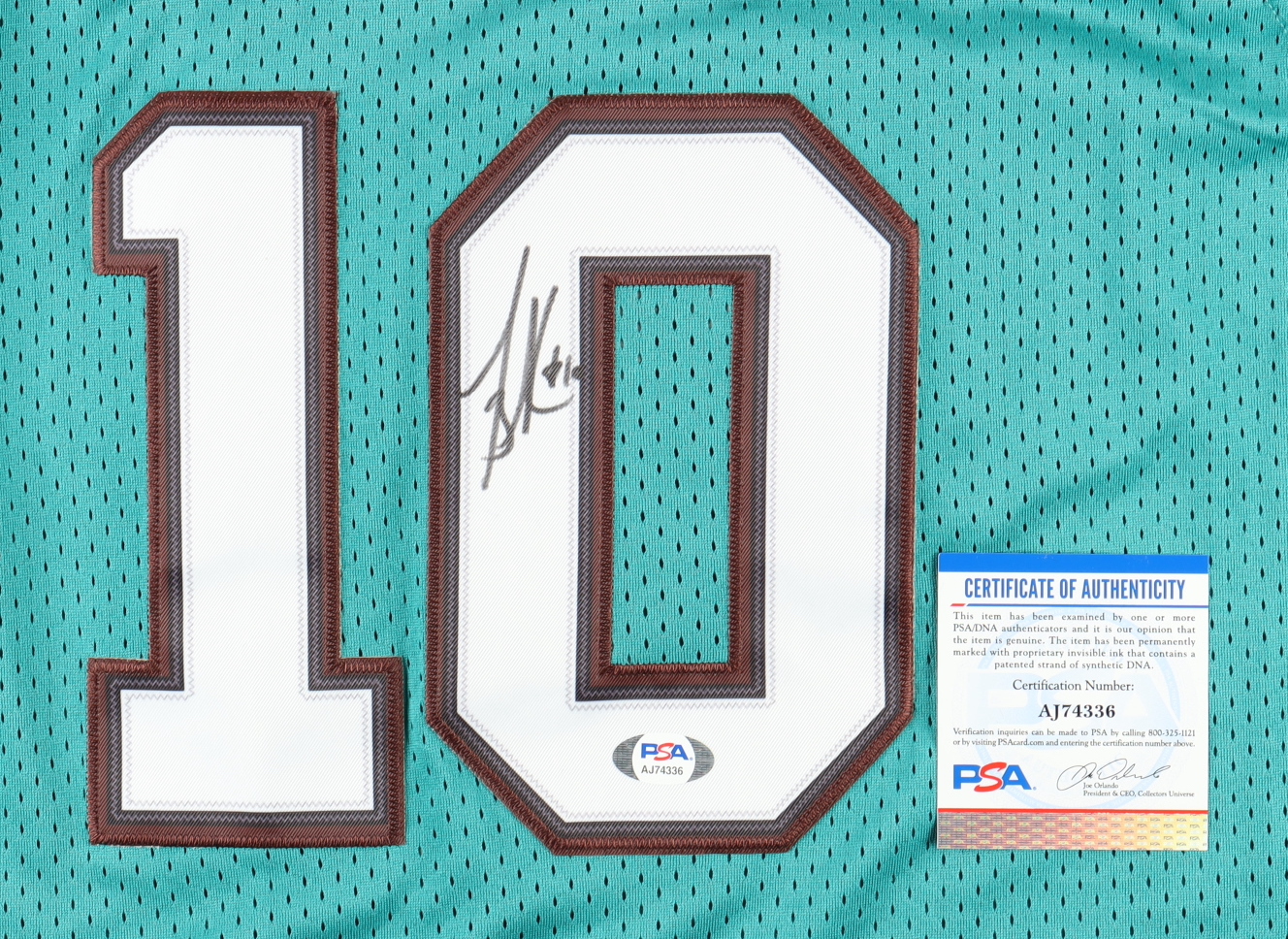 Mike Bibby Signed Jersey (PSA) at PristineAuction.com Mike Bibby Signed Jersey (PSA) at PristineAuction.com