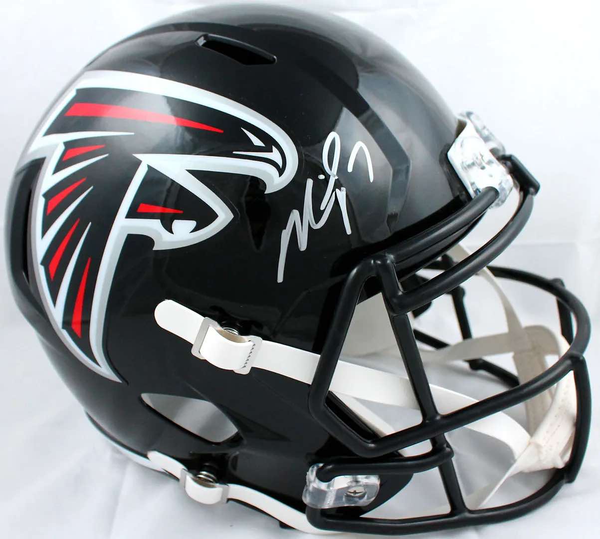 Michael Vick Signed Falcons Full-Size Speed Helmet (Beckett) at PristineAuction.com Michael Vick Signed Falcons Full-Size Speed Helmet (Beckett) at PristineAuction.com
