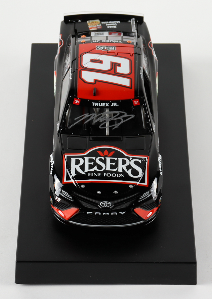 Martin Truex Jr. Signed 2021 NASCAR #19 Reser's - 1:24 Premium Action Diecast Car (PA) at PristineAuction.com Martin Truex Jr. Signed 2021 NASCAR #19 Reser's - 1:24 Premium Action Diecast Car (PA) at PristineAuction.com