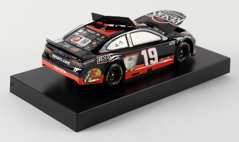 Martin Truex Jr. Signed 2021 NASCAR #19 Reser's - 1:24 Premium Action Diecast Car (PA) at PristineAuction.com Martin Truex Jr. Signed 2021 NASCAR #19 Reser's - 1:24 Premium Action Diecast Car (PA) at PristineAuction.com
